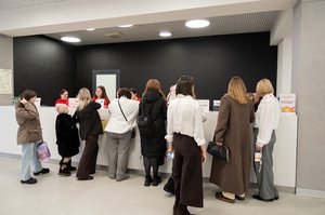 Благотворительный концерт Огни добра в Казани 14 марта 2026 - ОГНИ 0151