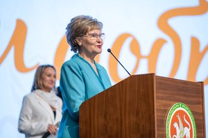 Благотворительный концерт Огни добра в Казани 14 марта 2026 - ОГНИ 0275