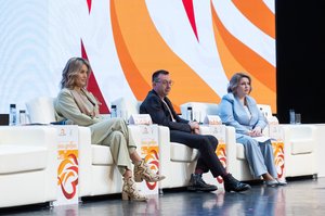 Благотворительный концерт Огни добра в Казани 14 марта 2026 - ОГНИ 0515