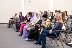 Благотворительный концерт Огни добра в Казани 14 марта 2026 - ОГНИ 0516