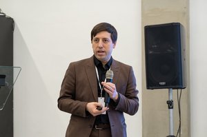 Благотворительный концерт Огни добра в Казани 14 марта 2026 - ОГНИ 0590