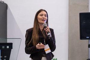 Благотворительный концерт Огни добра в Казани 14 марта 2026 - ОГНИ 0892