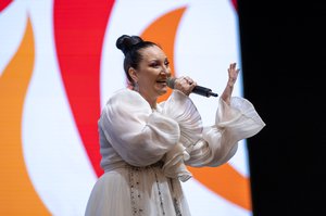 Благотворительный концерт Огни добра в Казани 14 марта 2026 - ОГНИ 1193